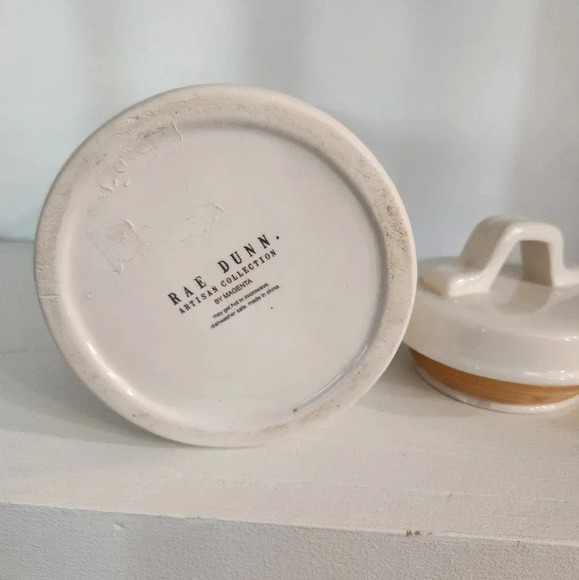 Rae dunn flour typewriter canister ceramic with lid - Picture 6 of 7
